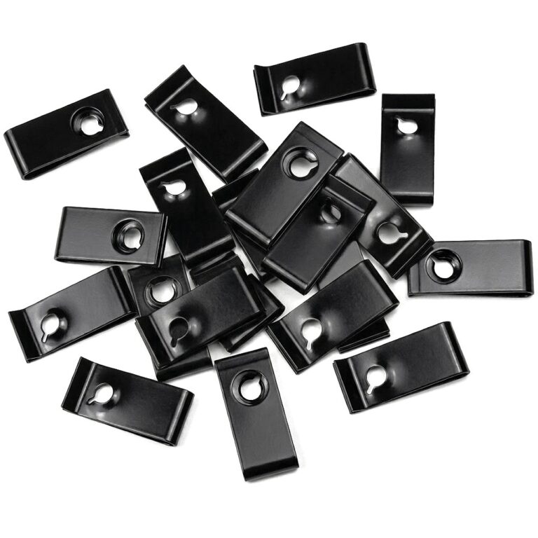 20x blaszka 24 x 11 na wkręt 4 4,8 czarna uniwersalna 11c m2024